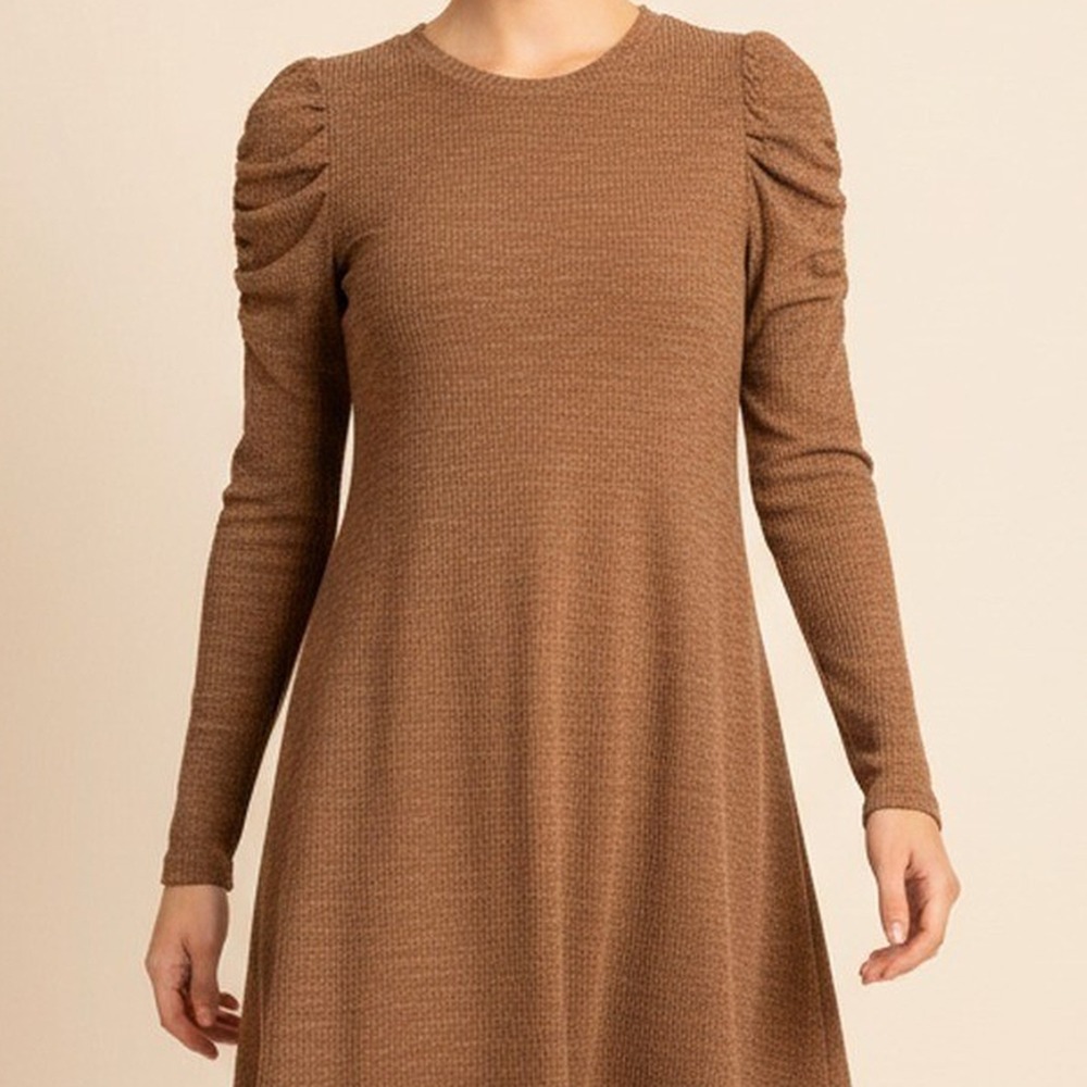 Mystree NWT Ruched Puff Sleeve Sweater Dress Womens M Caramel Brown Rib Knit